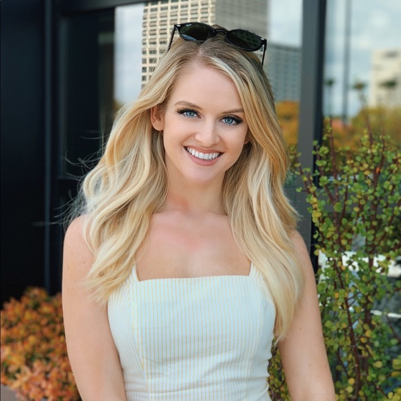 Meet your Posher, Devyn - Picture 1 of 1